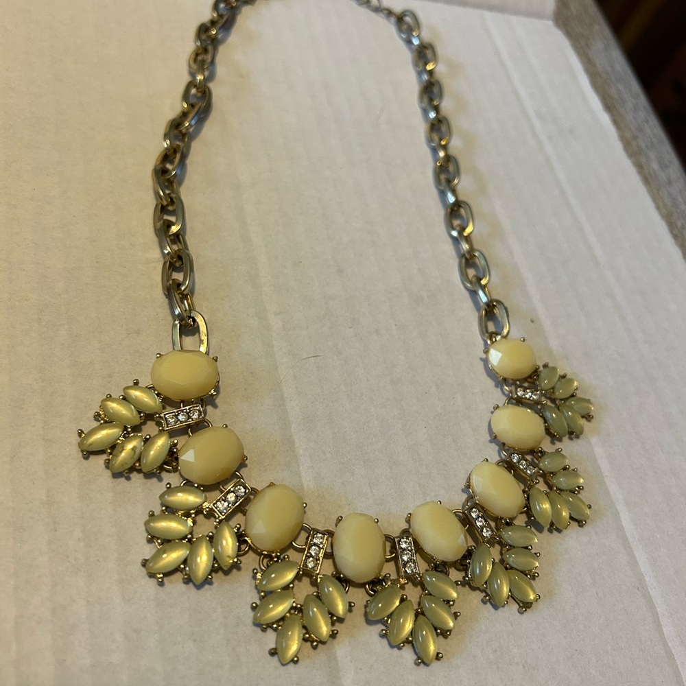 Good and yellow statement necklace